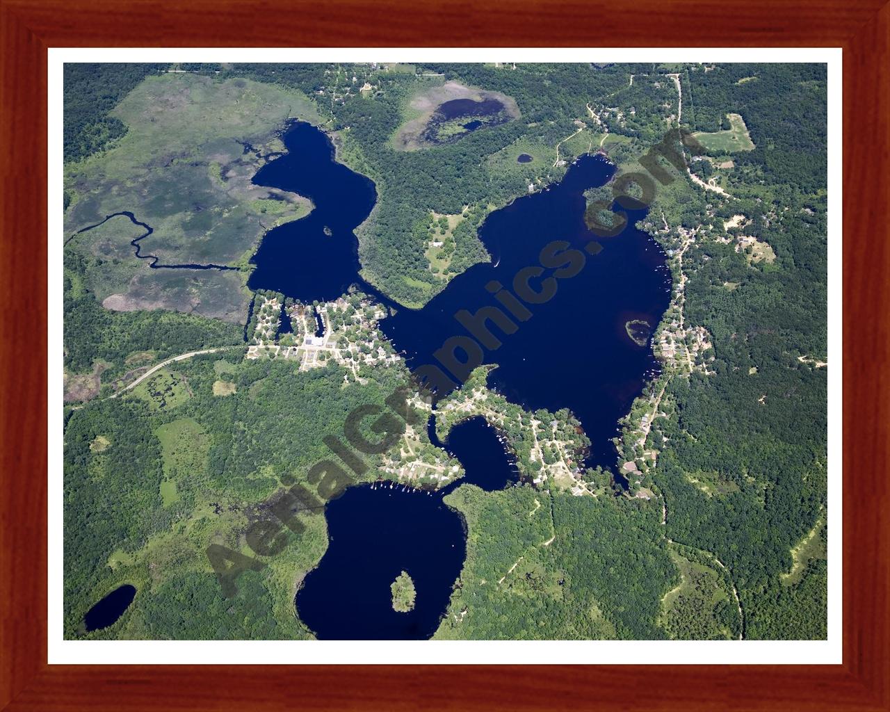 Aerial image of [4993] Patterson Lake And Woodburn Lake in Livingston, MI with Cherry Wood frame