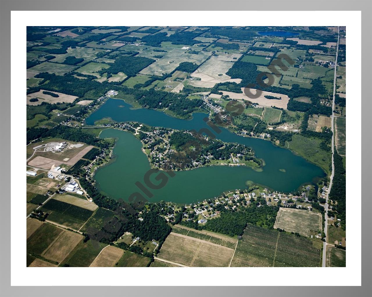 Aerial image of [5007] Murray Lake in Kent, MI with Silver Metal frame