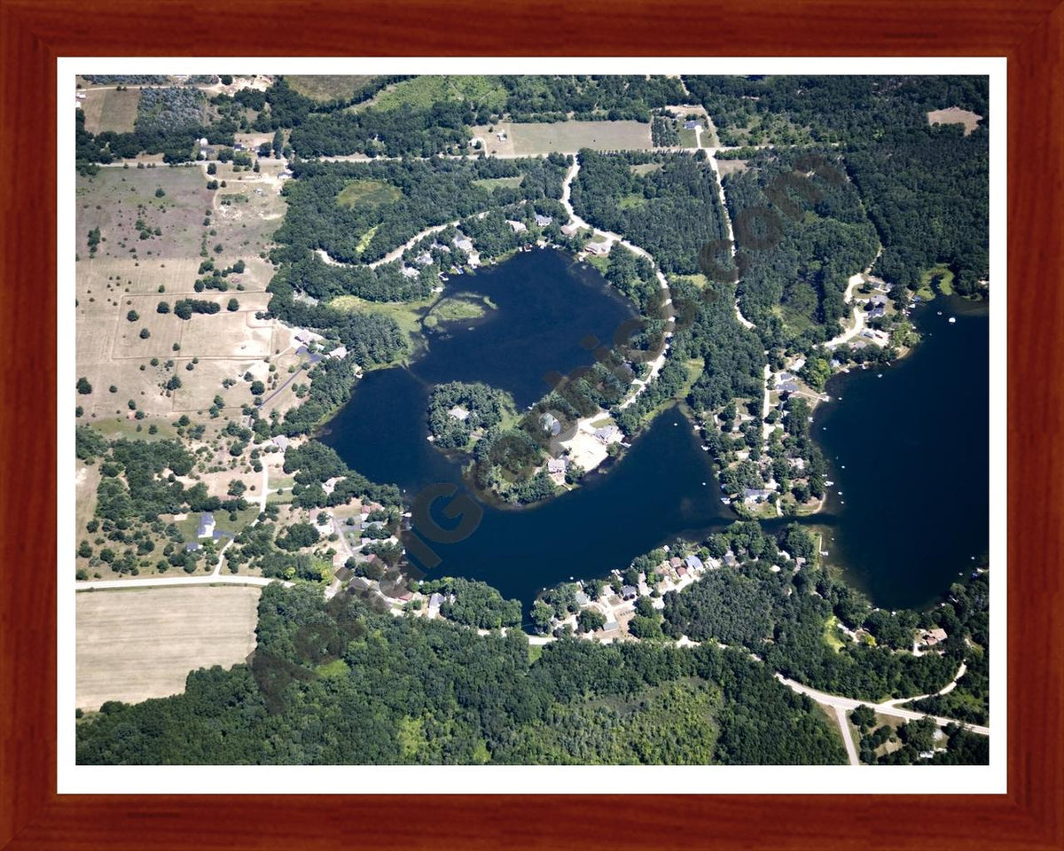 Aerial image of [5013] Horseshoe Lake in Kent, MI with Cherry Wood frame