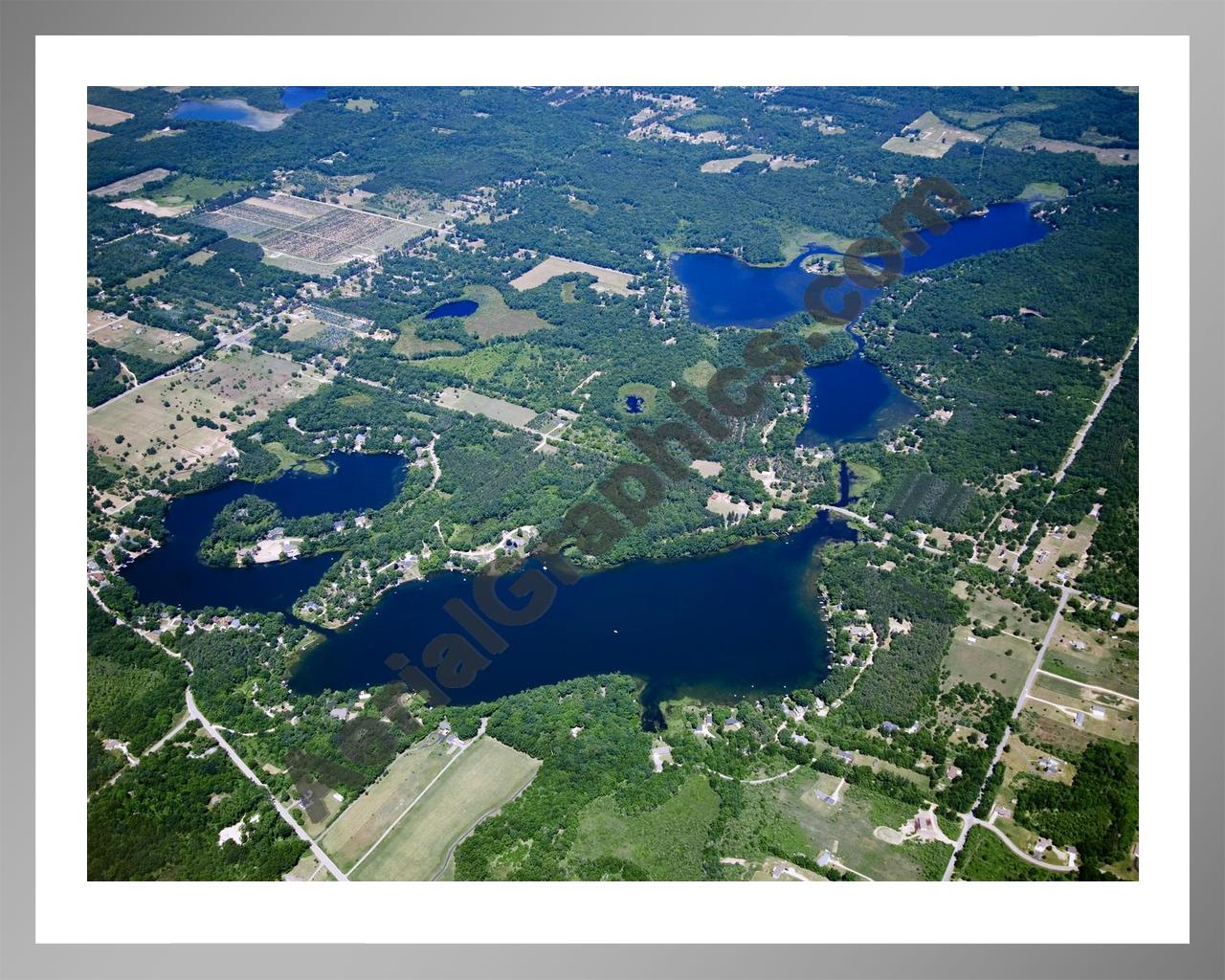 Aerial image of [5015] Horseshoe Lake and Woodbeck Lake in Kent, MI with Silver Metal frame