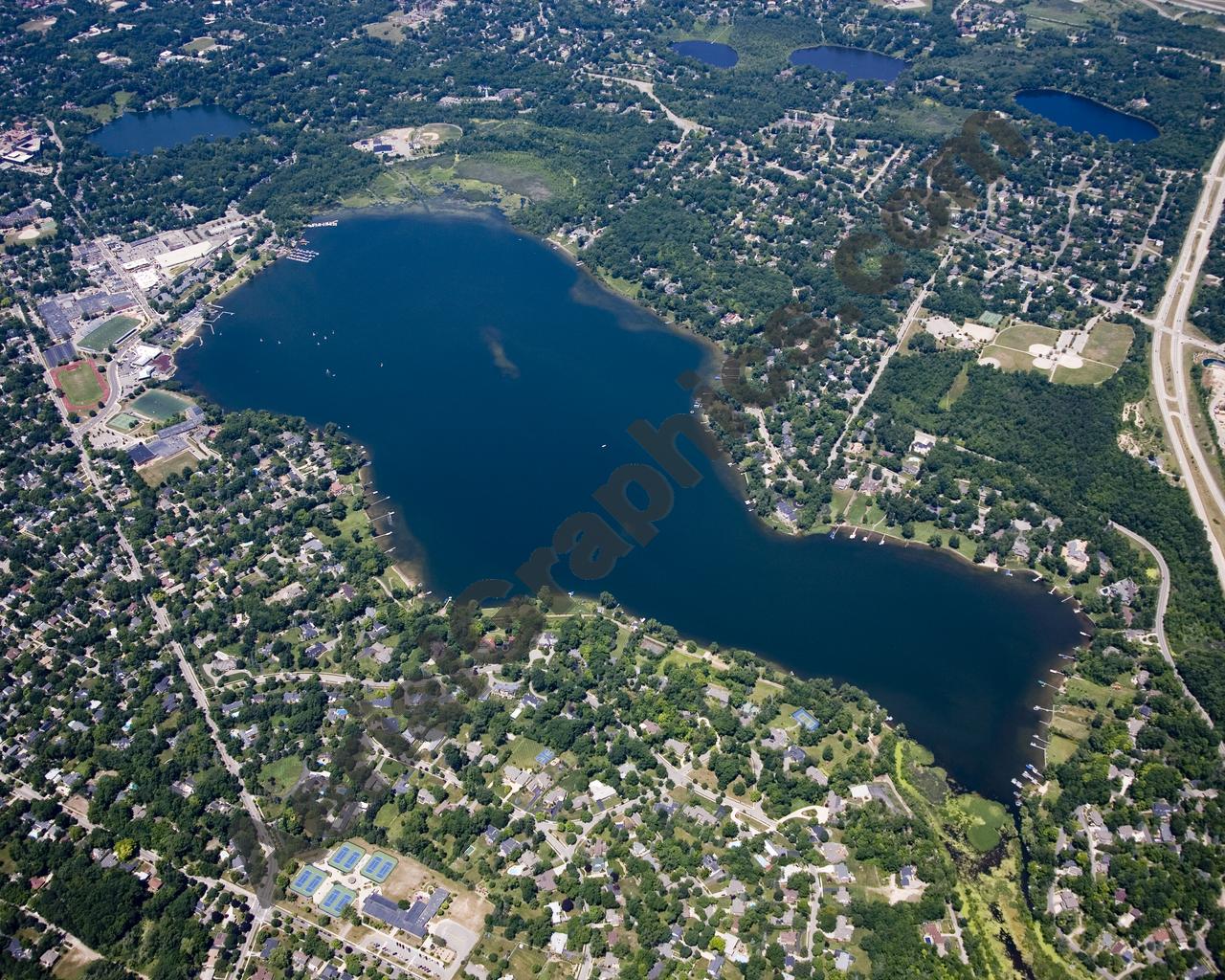 Aerial image of [5033] Reeds Lake in Kent, MI with Canvas Wrap frame