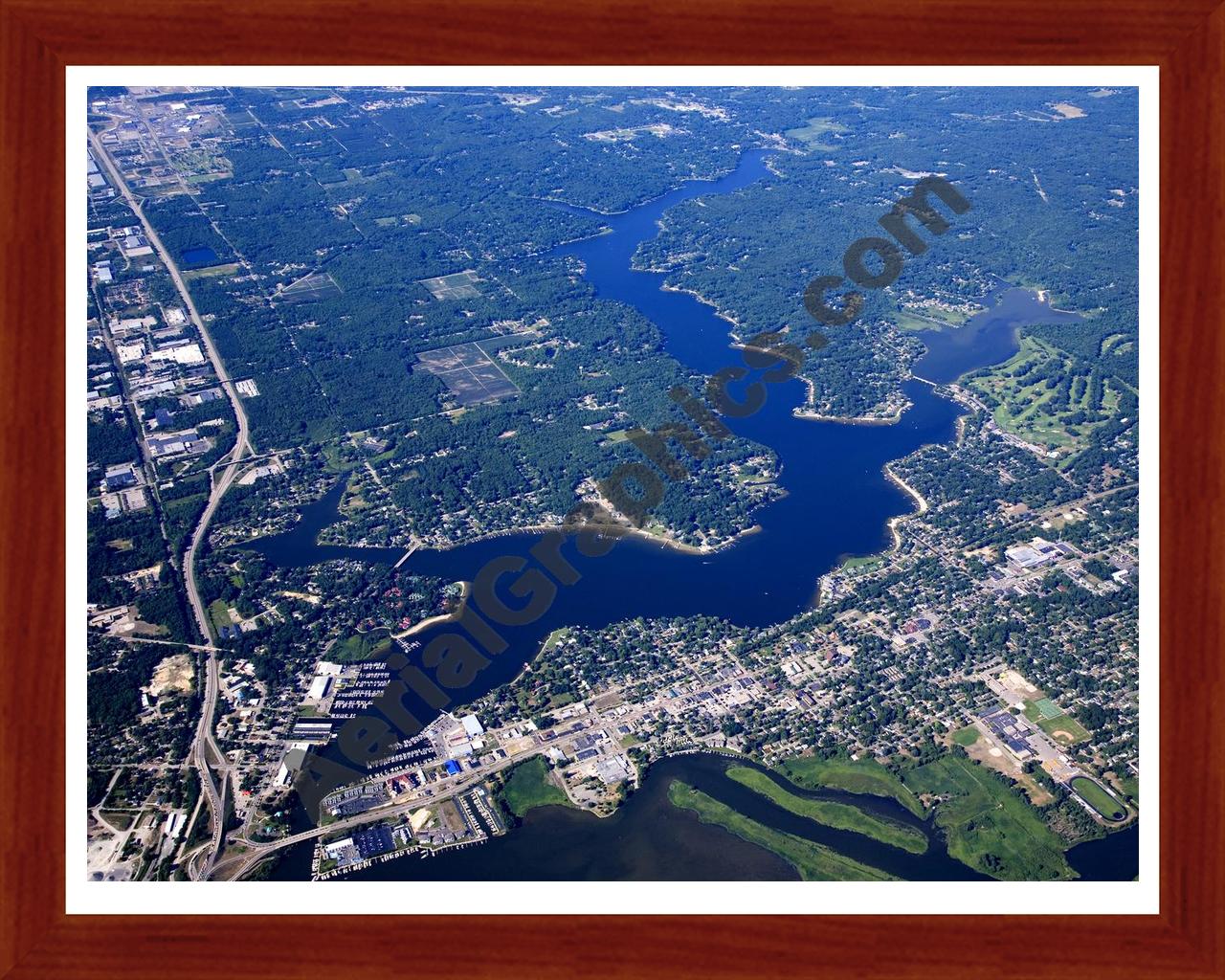 Aerial image of [5061] Spring Lake in Ottawa, MI with Cherry Wood frame