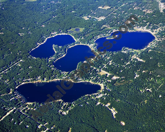 Aerial image of [5064] Twin Lakes in Muskegon, MI with No frame