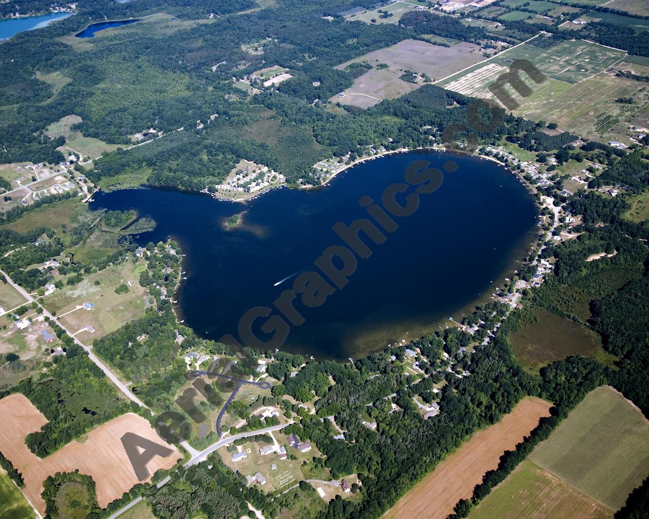 Aerial image of [5428] Bass Lake in Kent, MI with No frame