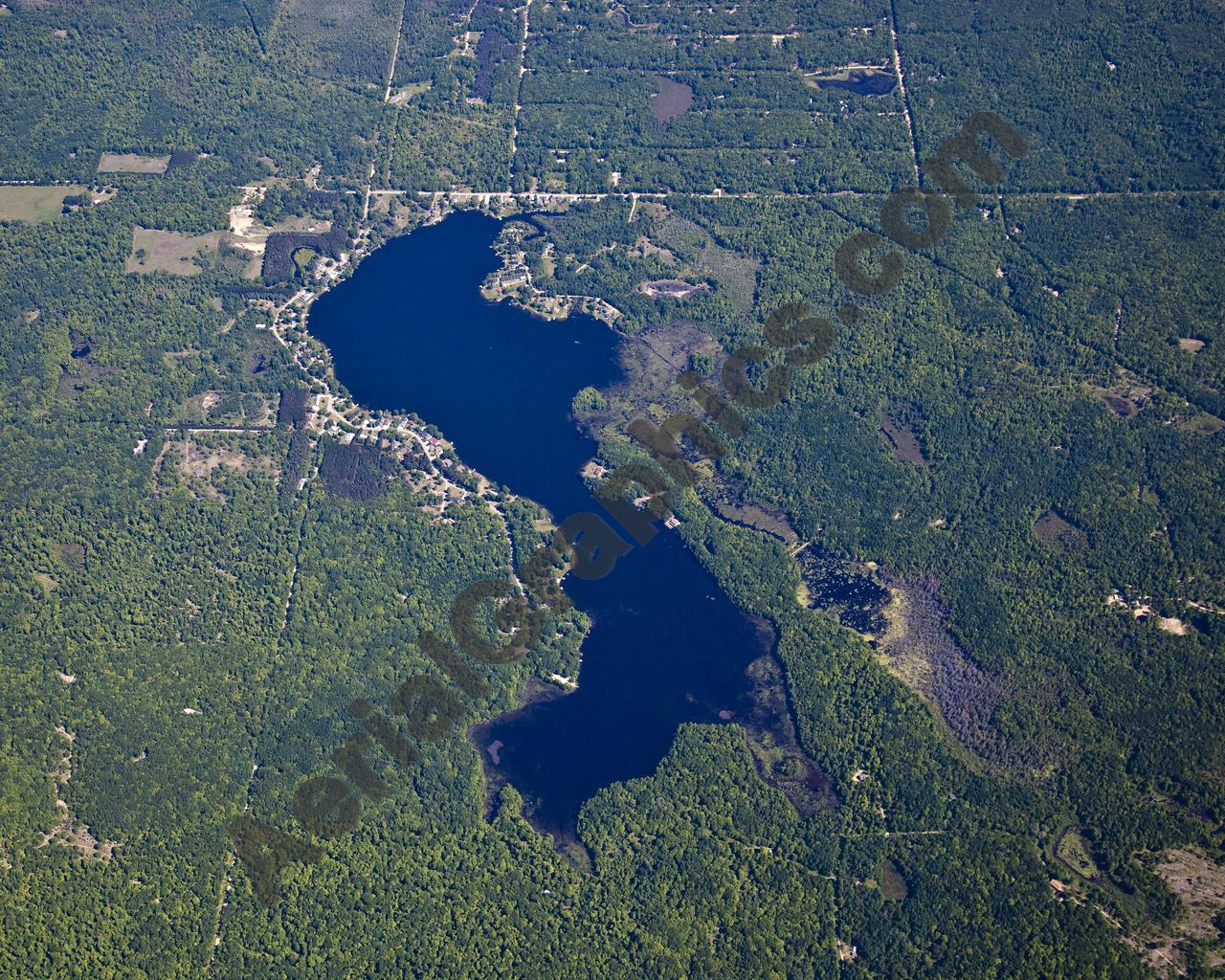 Aerial image of [5516] Lily Lake in Clare, MI with No frame