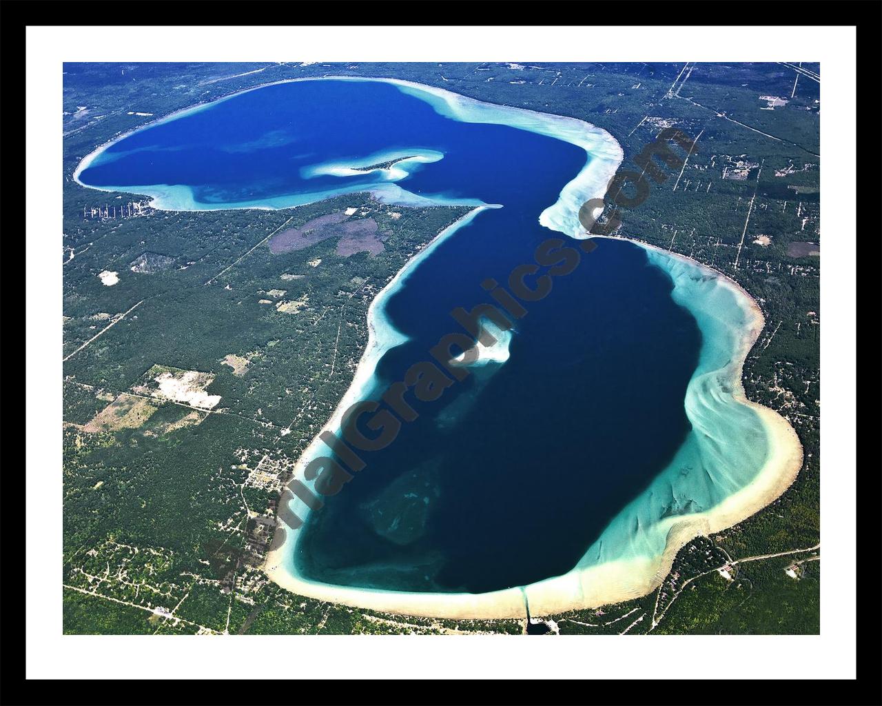 Aerial image of [5521] Higgins (Looking North) in Roscommon, MI with Black Metal frame