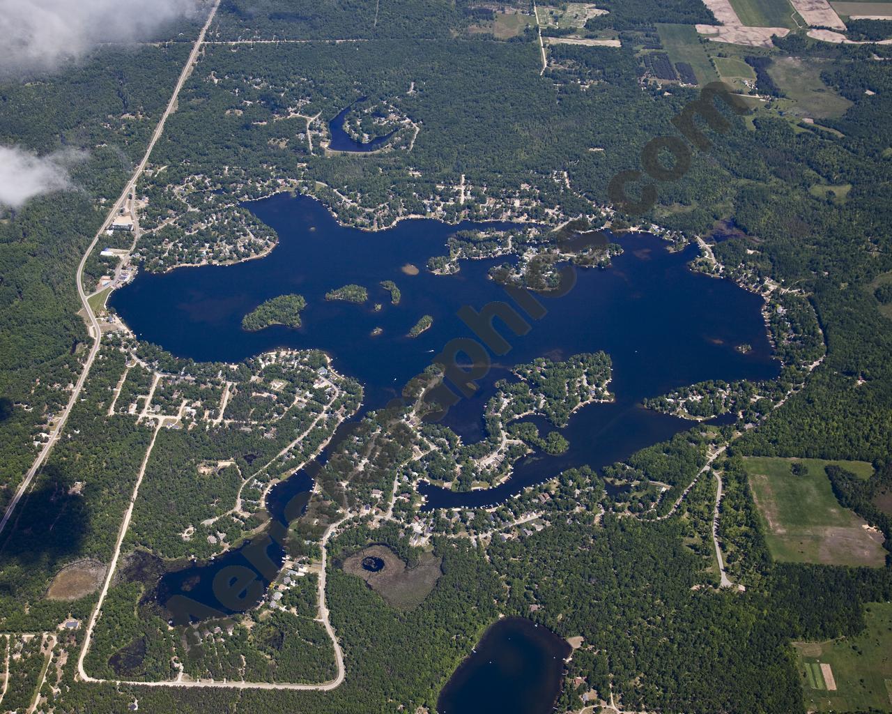 Aerial image of [5525] Lake Ogemaw in Ogemaw, MI with Canvas Wrap frame