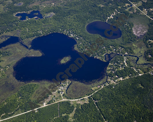 Aerial image of [5527] Stylus Lake in Ogemaw, MI with No frame