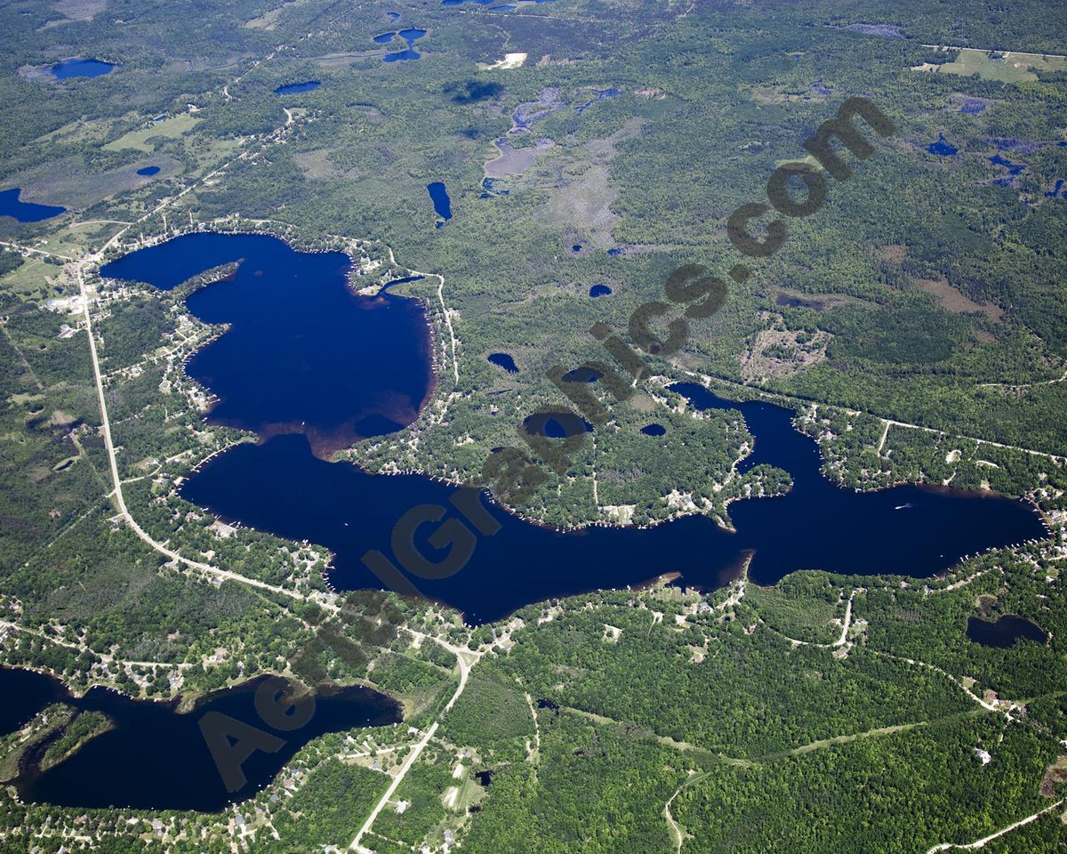 Aerial image of [5532] Long Lake in Iosco, MI with No frame