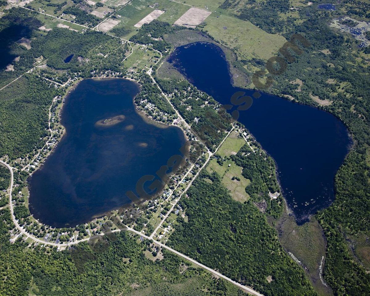 Aerial image of [5534] Londo Lake & West Londo Lake in Iosco, MI with No frame