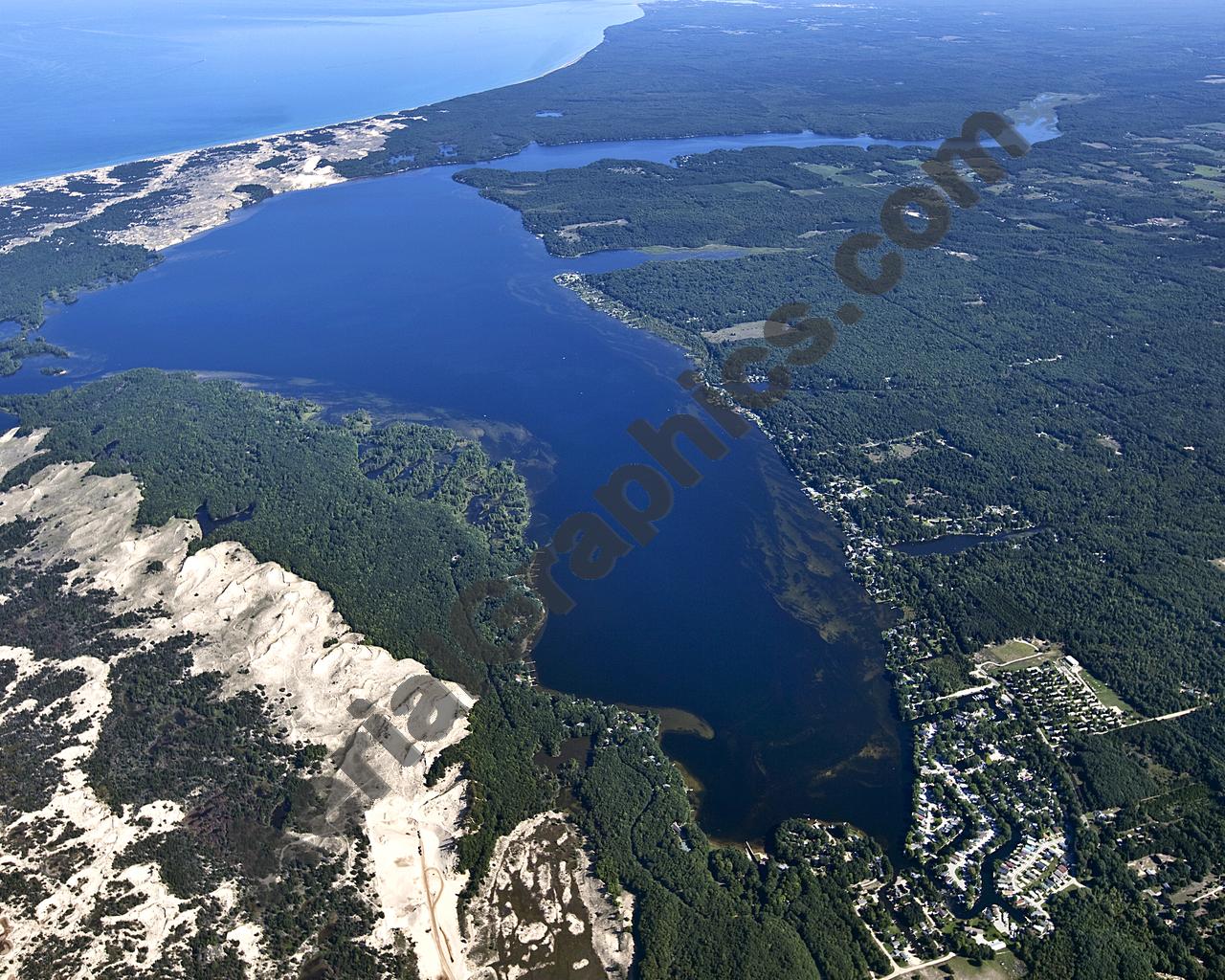 Aerial image of [5586] Hamlin Lake, Looking North in Mason, MI with No frame