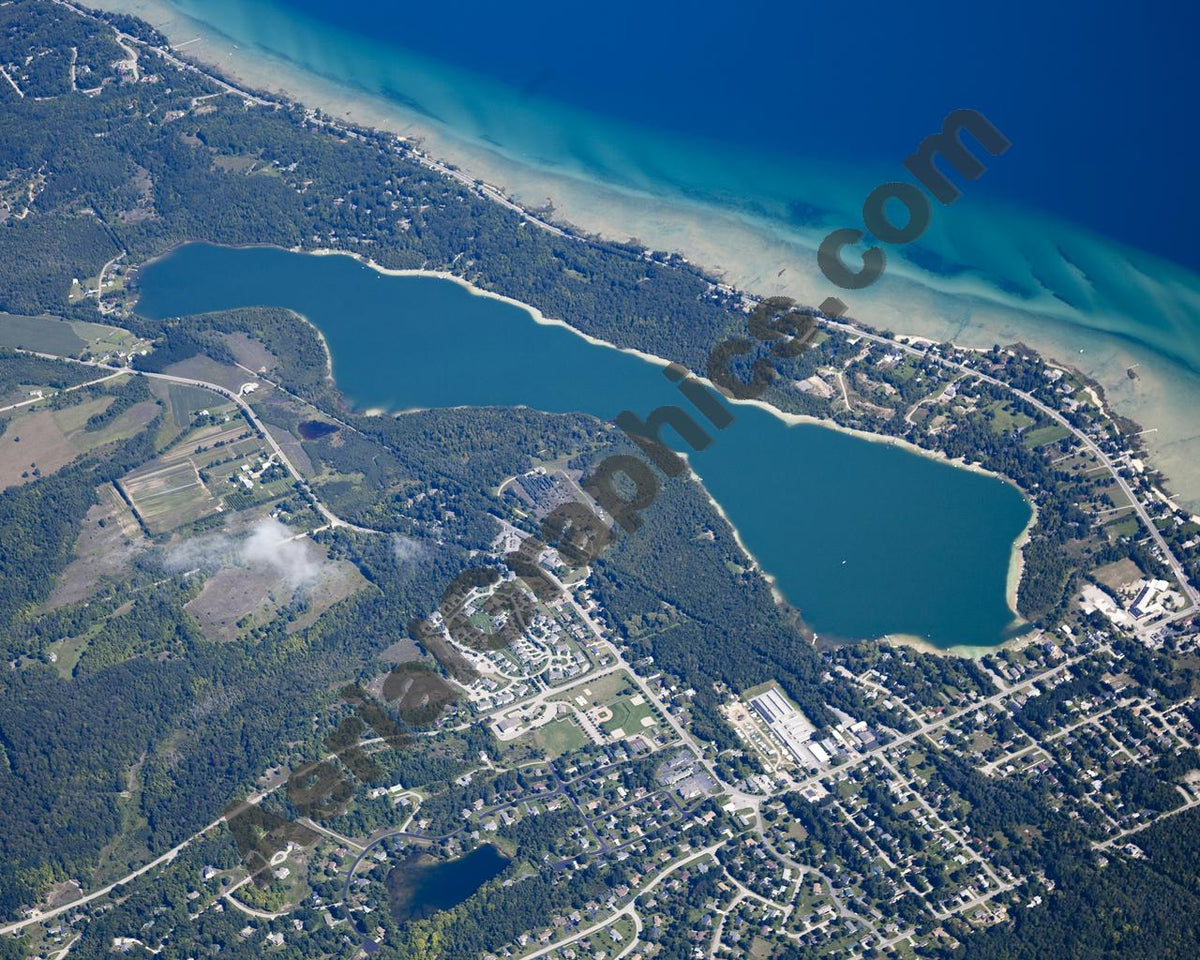 Aerial image of [5599] Cedar Lake in Leelanau, MI with No frame