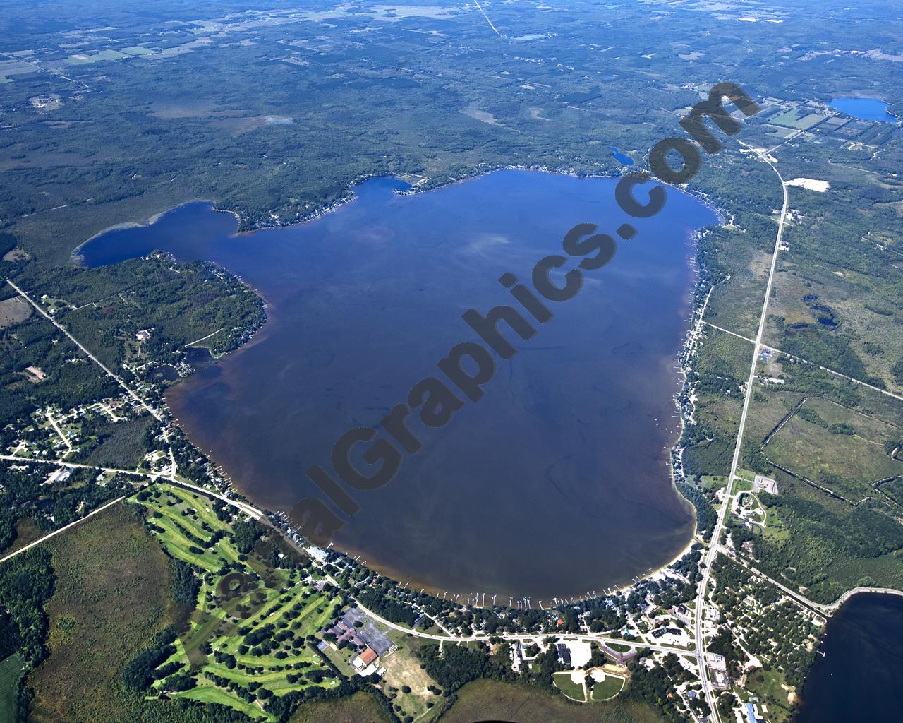 Aerial image of [5612] Lake Mitchell in Wexford, MI with No frame