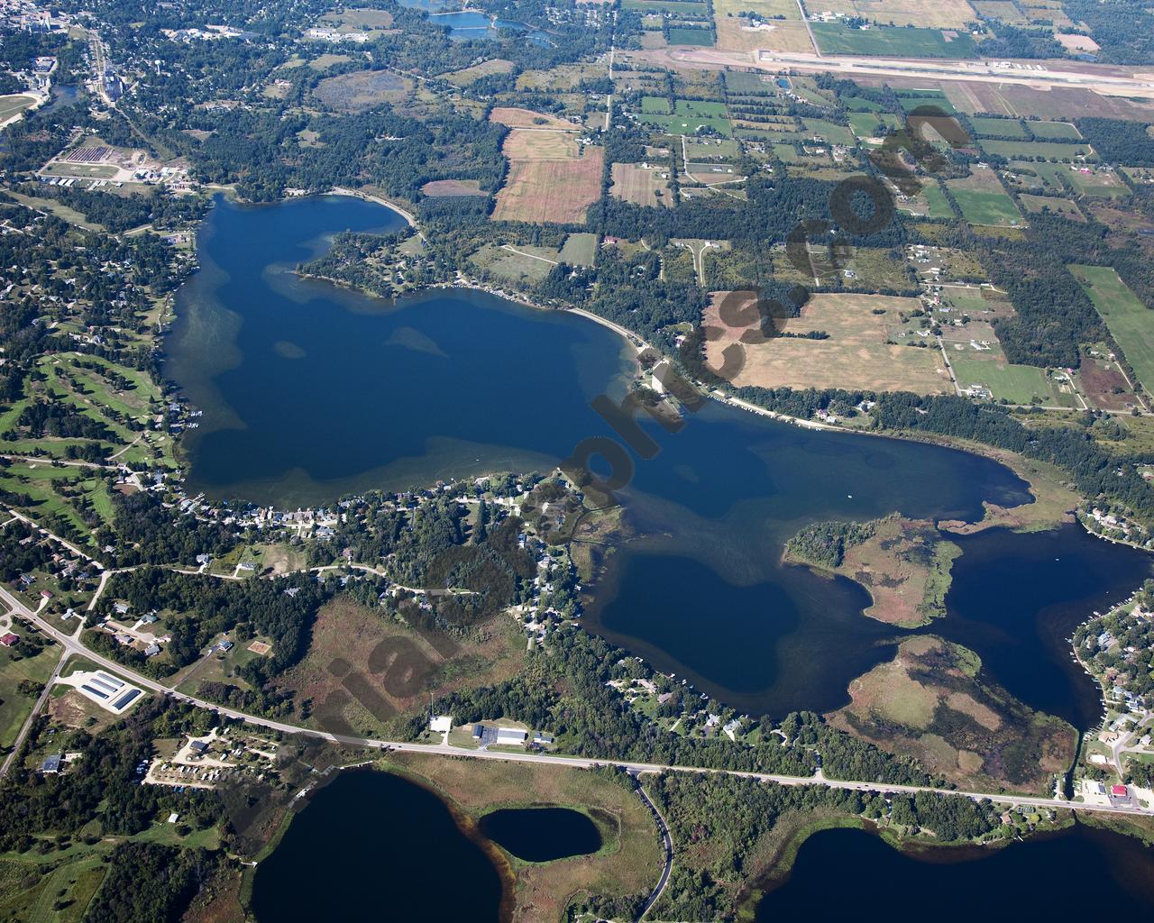 Aerial image of [5640] Baw Beese Lake in Hillsdale, MI with No frame