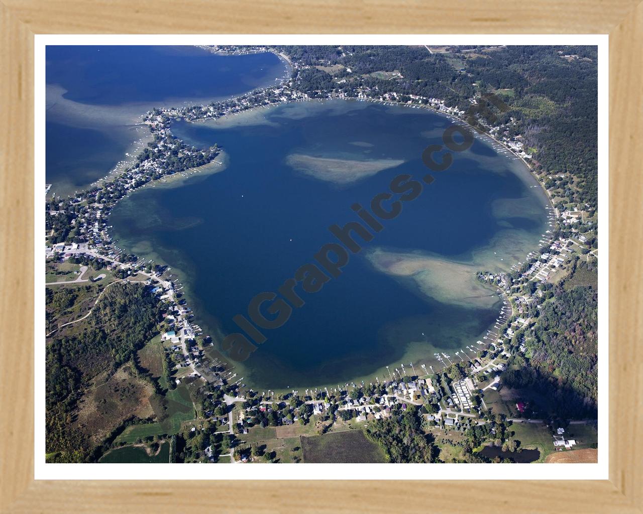 Aerial image of [5644] Round Lake in Lenawee, MI with Natural Wood frame