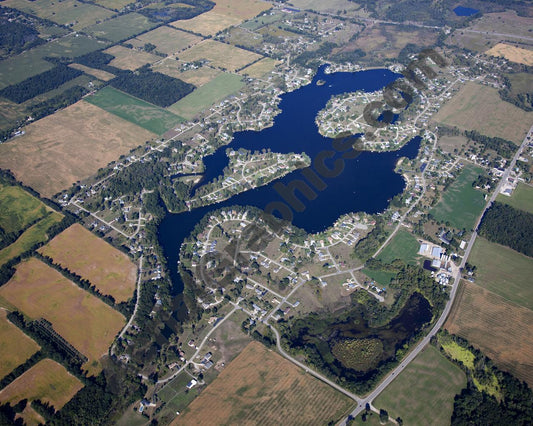 Aerial image of [5649] Somerset Lake in Jackson, MI with No frame