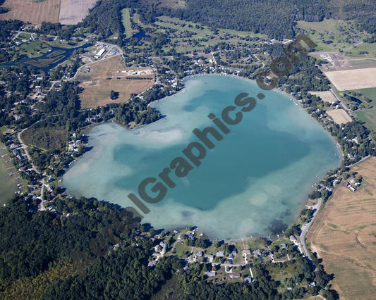 Aerial image of [5652] Round Lake in Jackson, MI with No frame