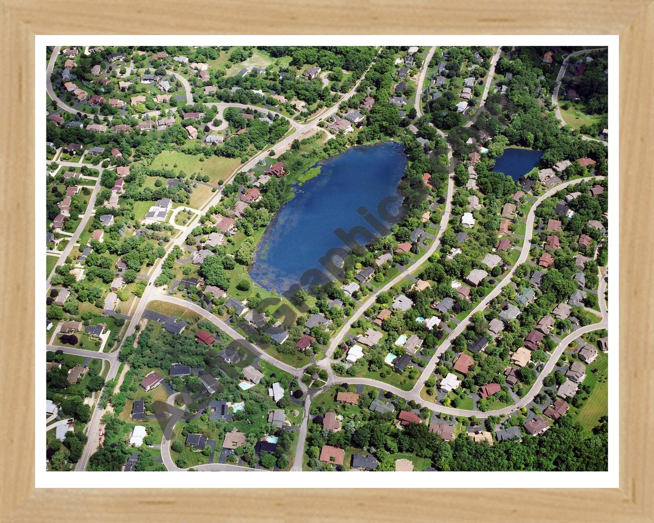 Aerial image of [5713] Bloomfield Lake in Oakland, MI with Natural Wood frame