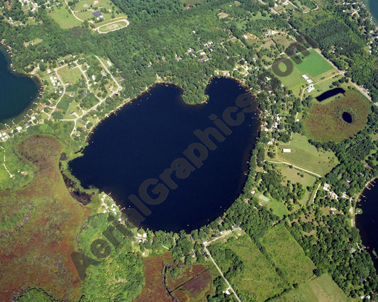 Aerial image of [5726] Cable Lake in Cass, MI with No frame