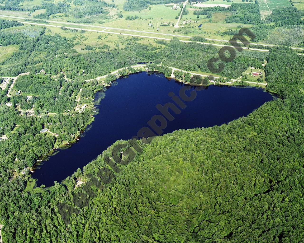 Aerial image of [5750] Diamond Lake in Osceola, MI with No frame