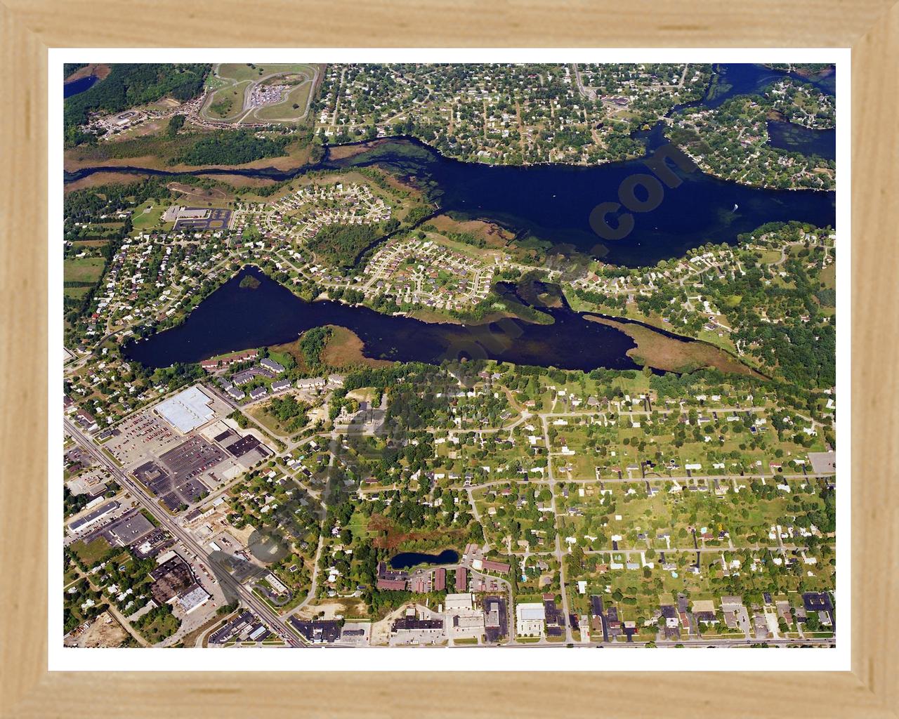 Aerial image of [5755] Eagle Lake in Oakland, MI with Natural Wood frame