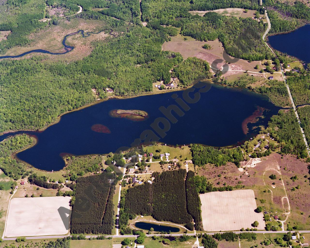 Aerial image of [5767] Fifth Lake in Montcalm, MI with No frame