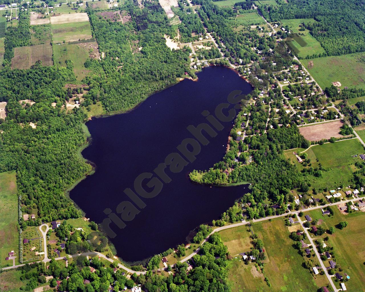 Aerial image of [5840] Little Paw Paw Lake in Berrien, MI with No frame