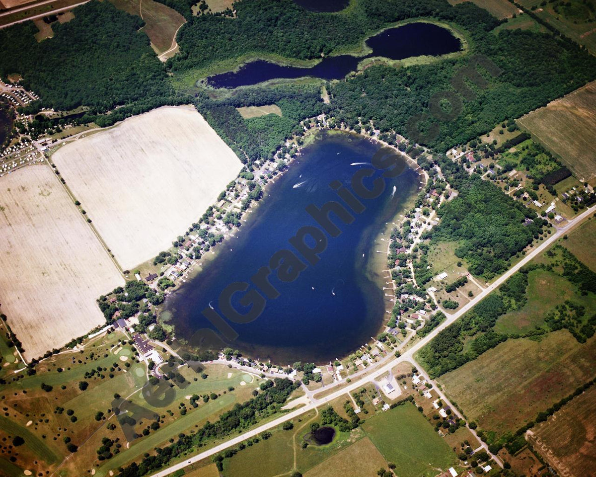 Aerial image of [5854] Lyon Lake in Calhoun, MI with No frame