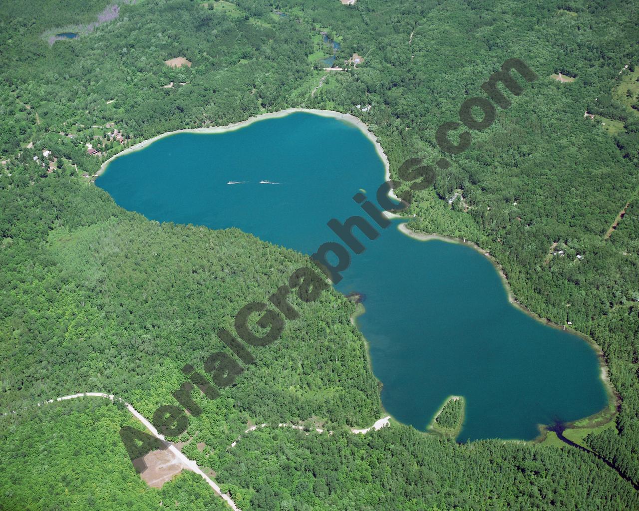 Aerial image of [5868] McCormick in Montmorency, MI with No frame