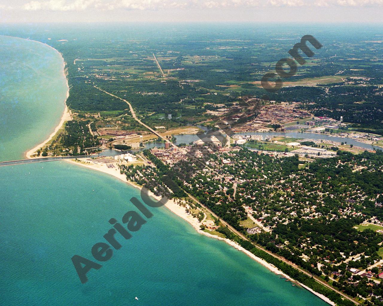 Aerial image of [5910] Benton Harbor in Berrien, MI with Canvas Wrap frame