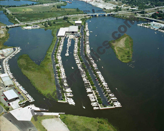 Aerial image of [5914] Grand Isle Marina in Ottawa, Mi with No frame