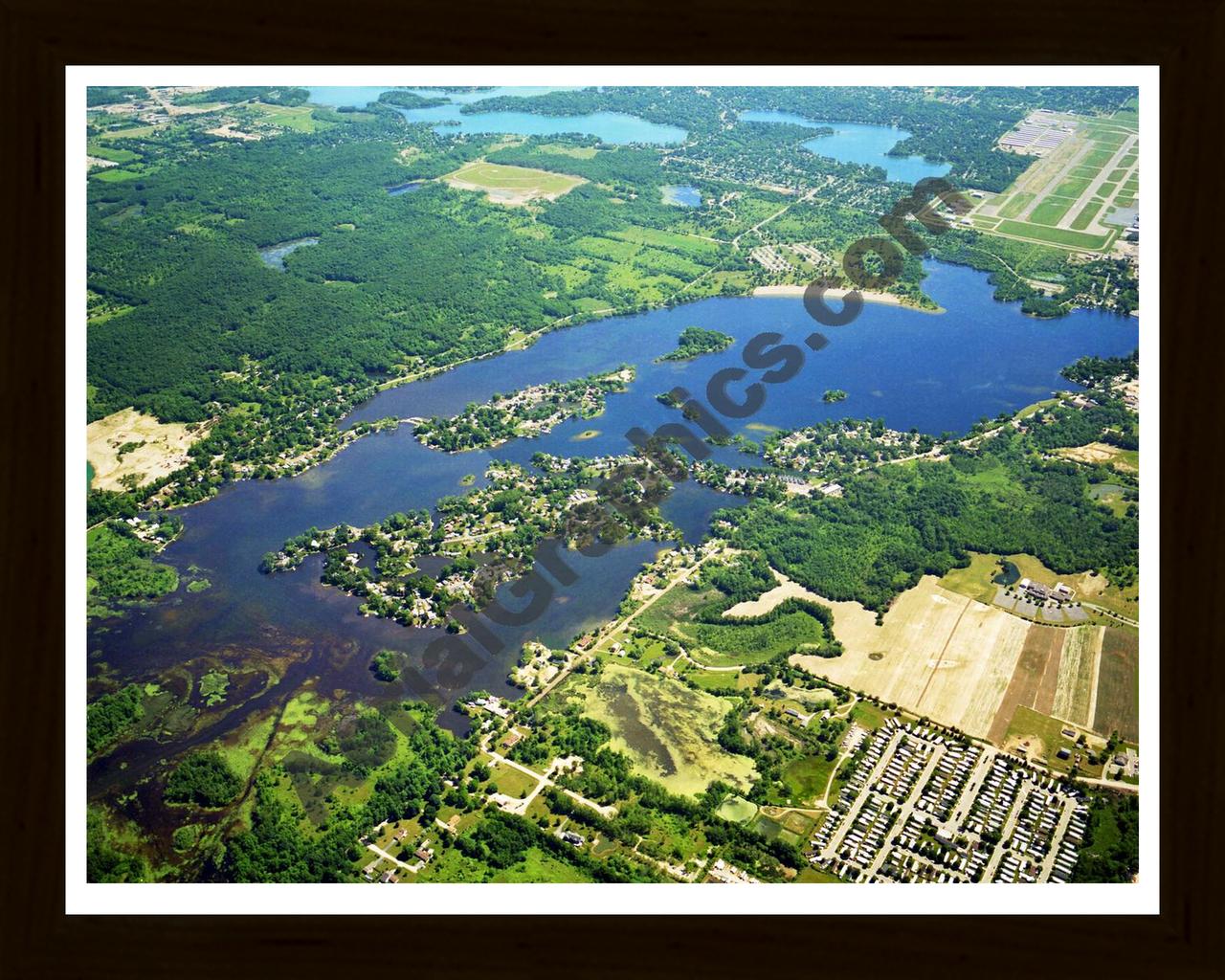 Aerial image of [5922] PONTIAC LAKE in OAKLAND, MI with Black Wood frame