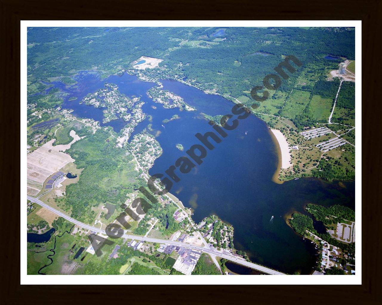 Aerial image of [5925] PONTIAC LAKE LOOKING NORTH in OAKLAND, MI with Black Wood frame