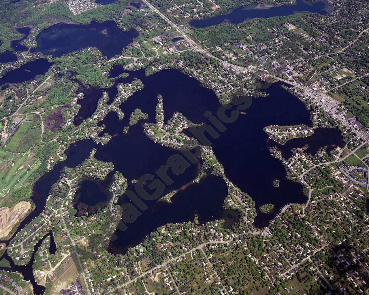 Aerial image of [599] Lake Orion in Oakland, MI with Canvas Wrap frame