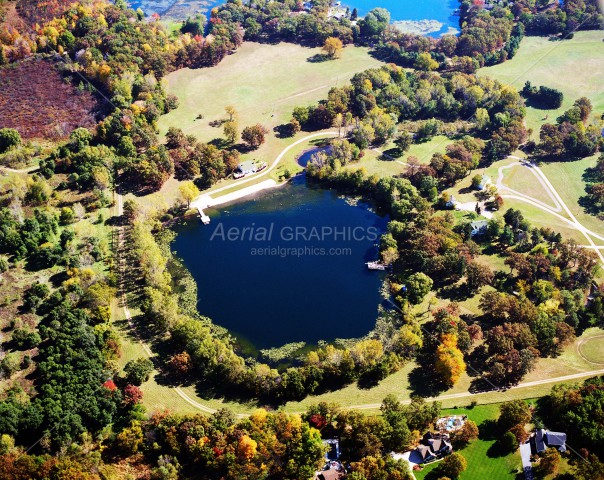 Pitchhaven Lake in Oakland County, Michigan