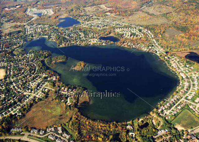 Voorheis Lake in Oakland County, Michigan