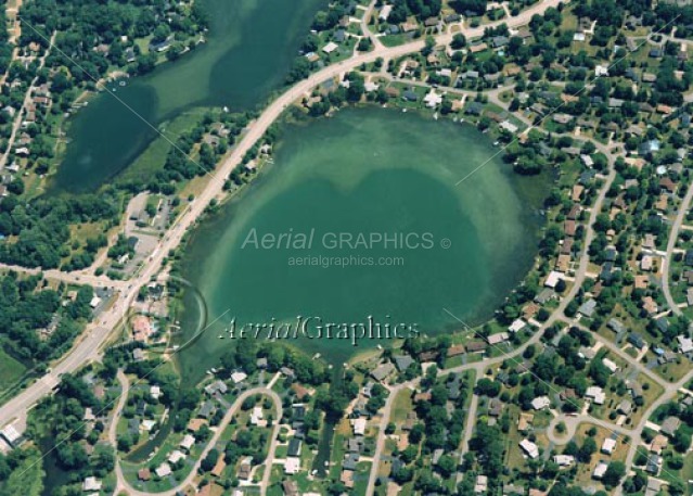 Schoolhouse Lake in Oakland County, Michigan