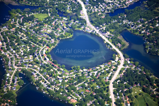 Schoolhouse Lake in Oakland County, Michigan