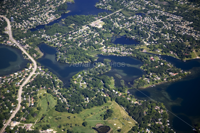 Mohawk Lake & Wormer Lake in Oakland County, Michigan