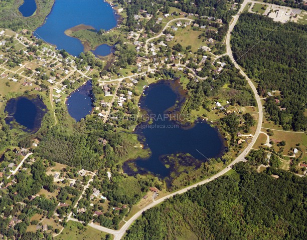 Leonard Lake in Oakland County, Michigan