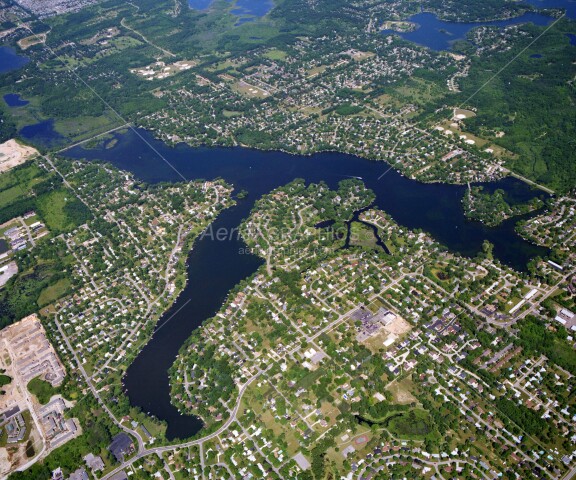 WOLVERINE LAKE in OAKLAND County, Michigan